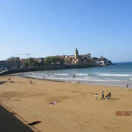 Apartament Plaza Fernando Vi Cerca Playa Arbeyal